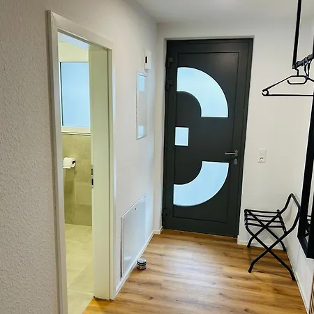 Jill Apartment *
